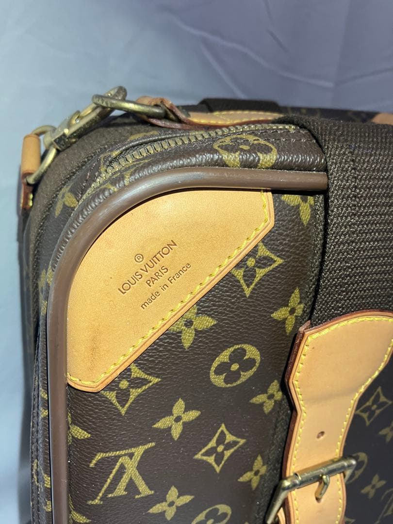 Y921 Louis Vuitton モノグラム サテライト53 トラベルバック