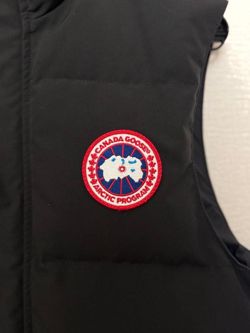 美品　カナダグース　ダウンベスト