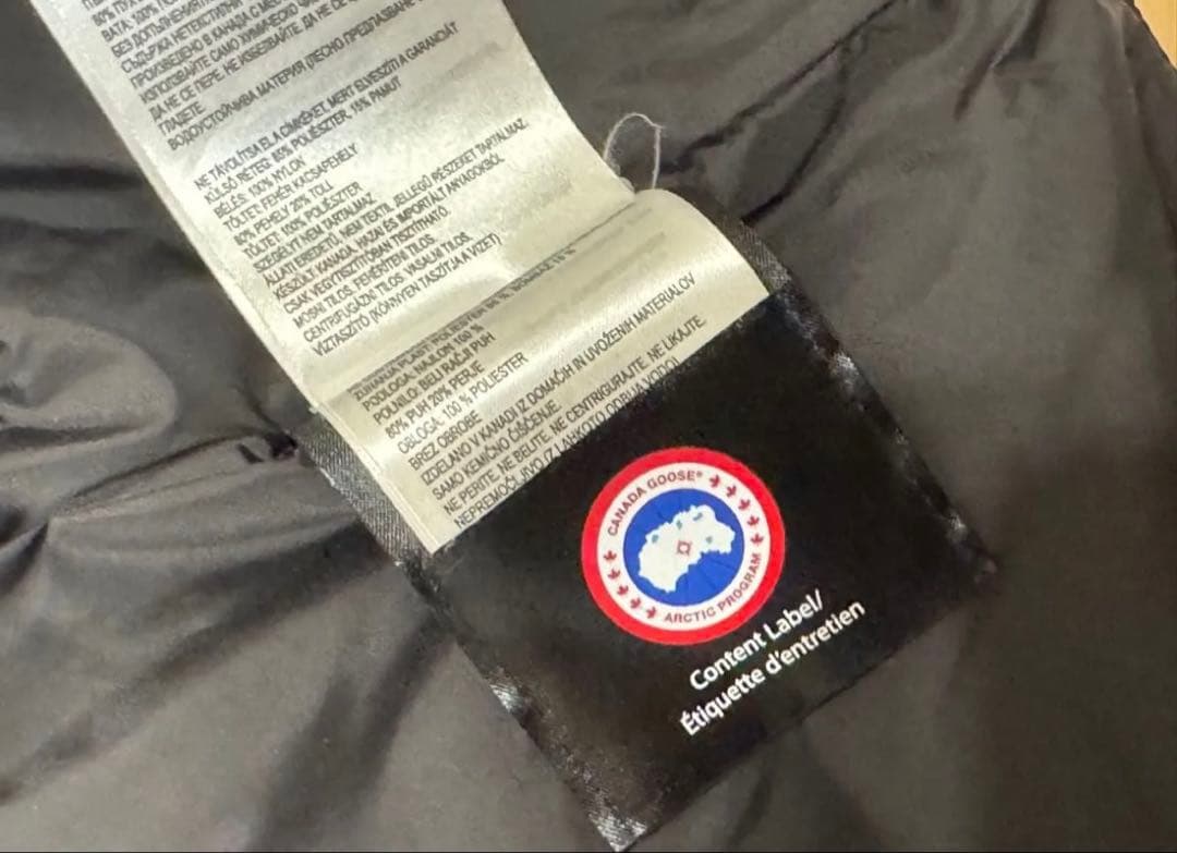 美品　カナダグース　ダウンベスト