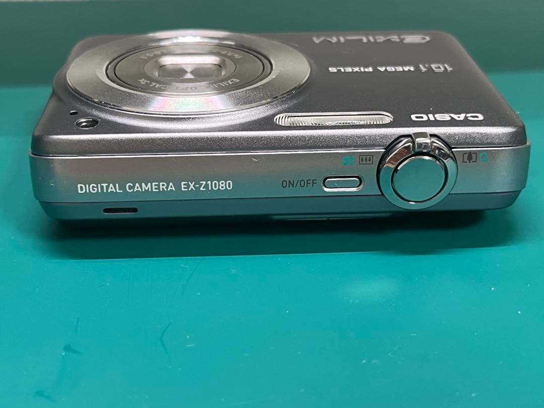 【1010万画素】CASIO EXILIM EX-Z1080★ケース・充電器付