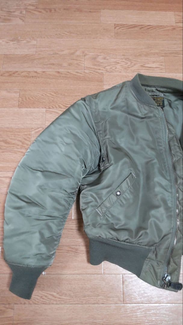 ぼ*。様 AVIREX MIL-J-8279B 復刻 MA-1フライトジャケット