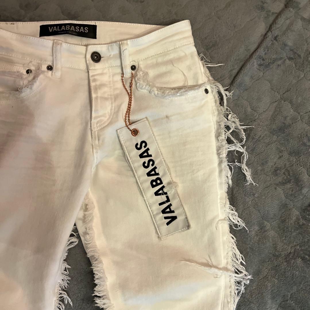 バラバサスダメージホワイトフレアデニム29