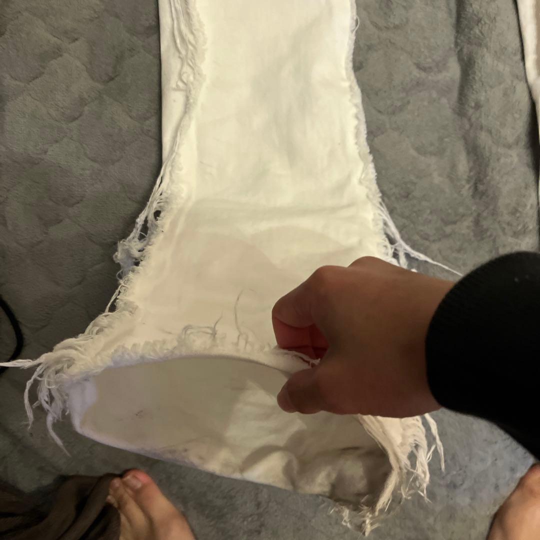 バラバサスダメージホワイトフレアデニム29