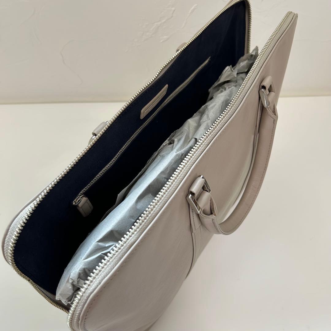 【新品未使用】スリムビジネスバッグ ビジネスレザーファクトリー 牛本革 ベージュ