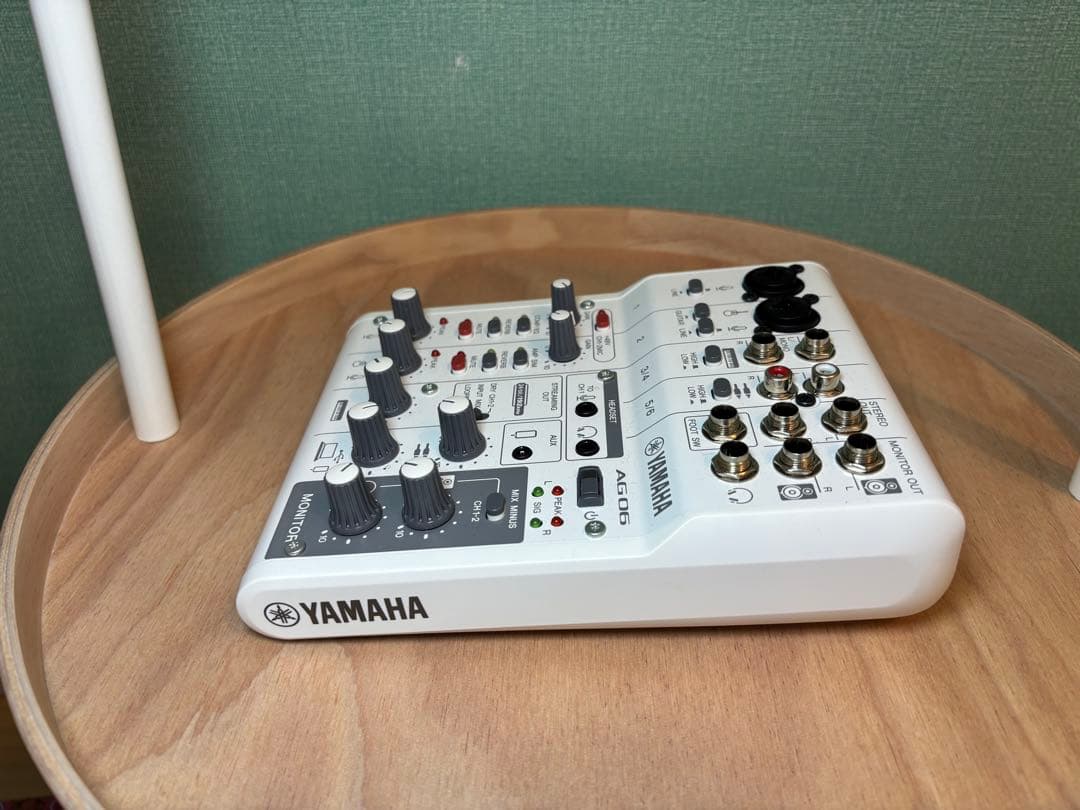 【配信スタートセット】YAMAHA AG06MK2＋YCM01おまけ付き／箱あり