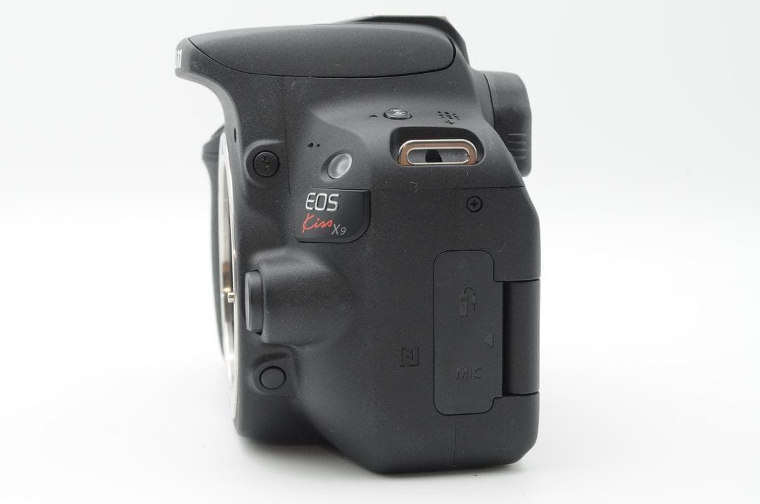☆新品レベル③☆冬SALE☆ Canon EOS Kiss x9 ダブルレンズ