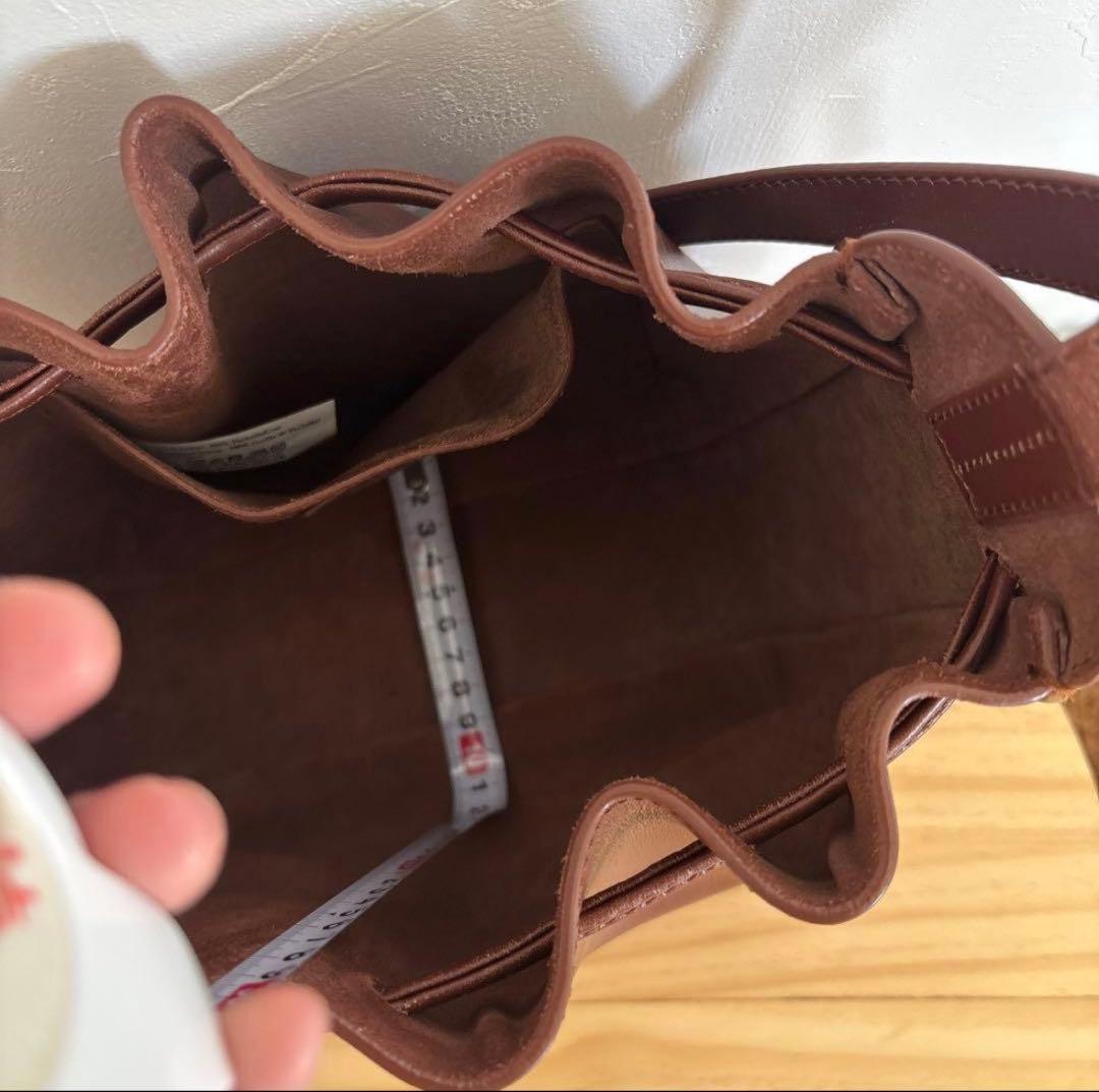 apc A.P.C. アーペーセー Courtney 巾着 ショルダーバッグ