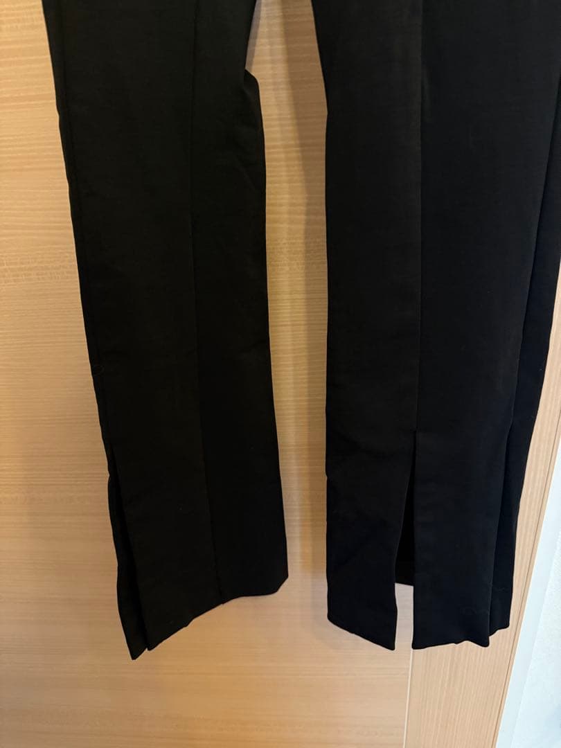 le phil スリットパンツ