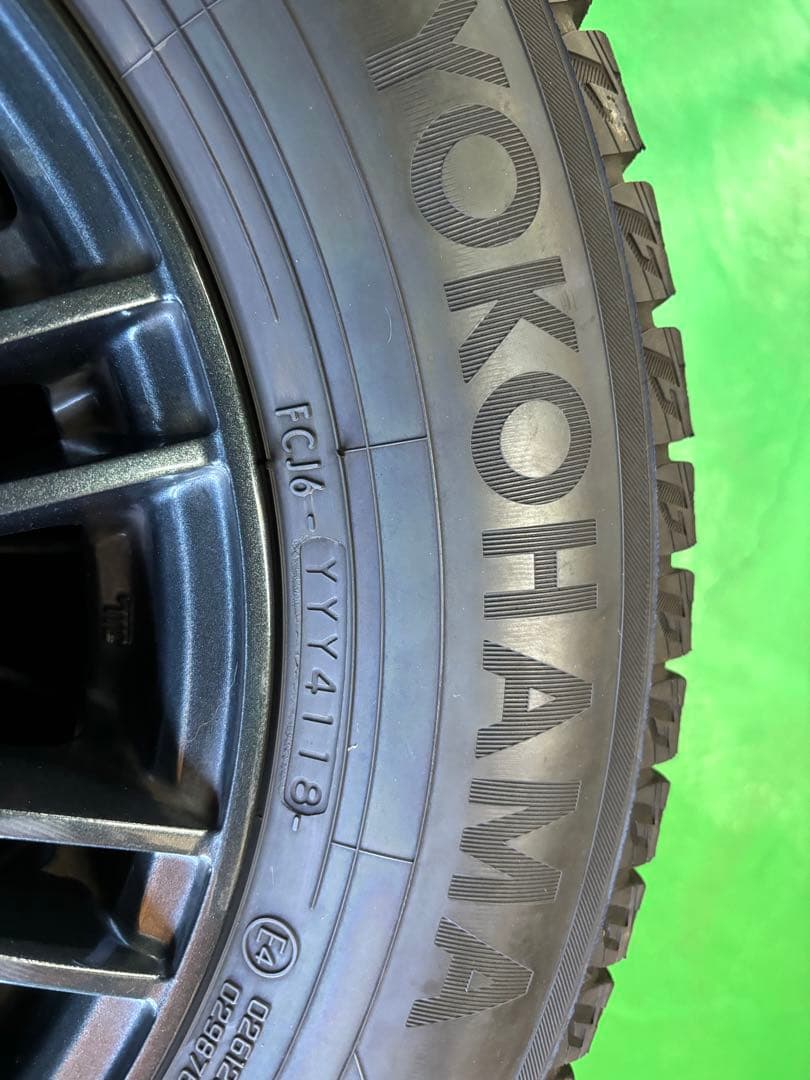 スタッドレスタイヤホイール付185/70R14ヨコハマ　アイスガード6 4本