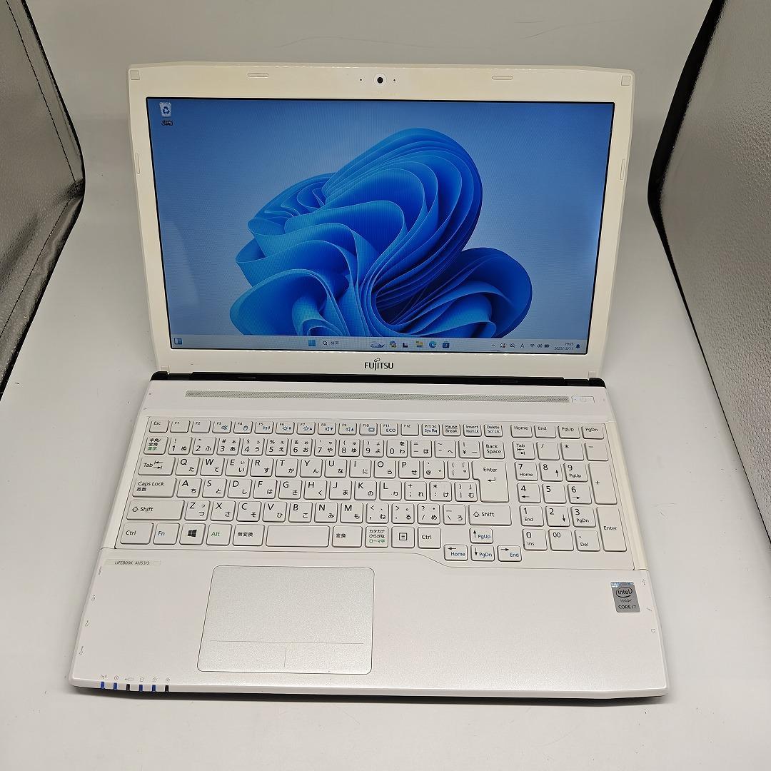 【富士通】AH53 高性能i7 SSD256GB 8GB ホワイト ノートPC
