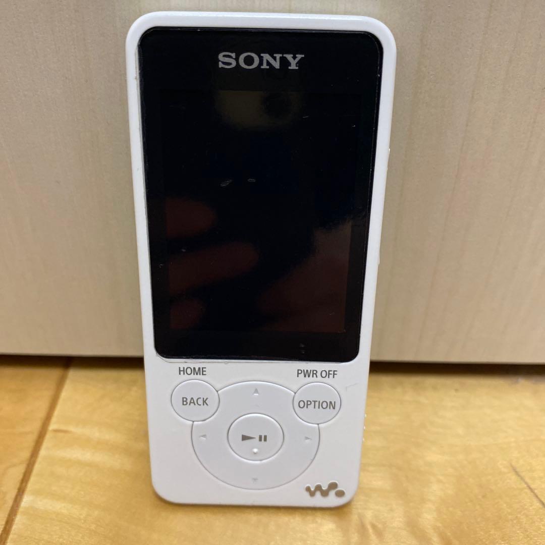 SONY ウォークマン ホワイト　スヌーピーコラボ　Bluetooth 対応