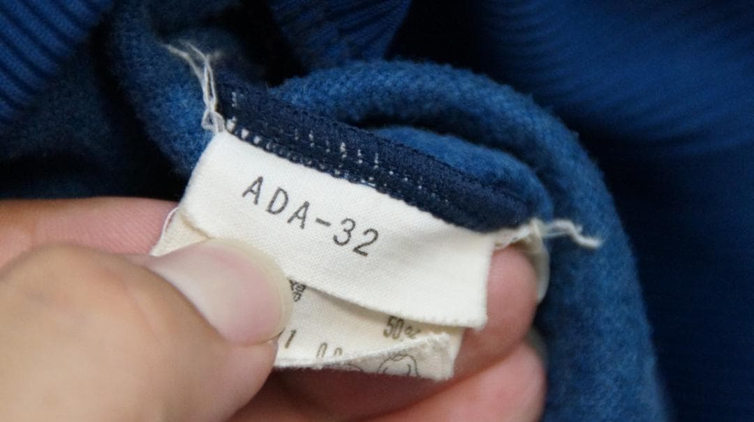 adidas アディダス　ハーフジップ　トラックジャケット　紺×白　デサント