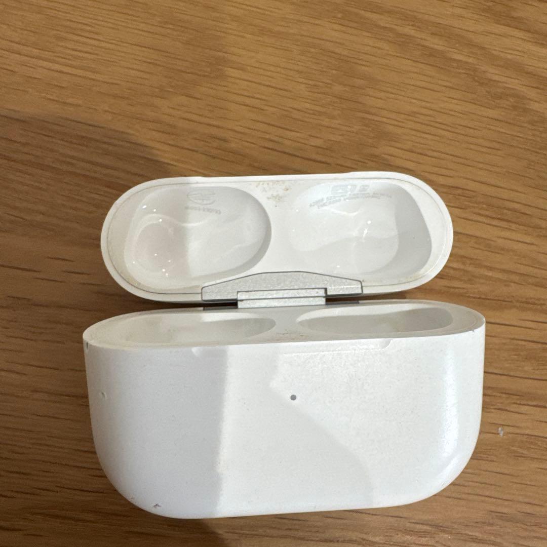 AirPods Pro 本体 ホワイト 充電ケース付き