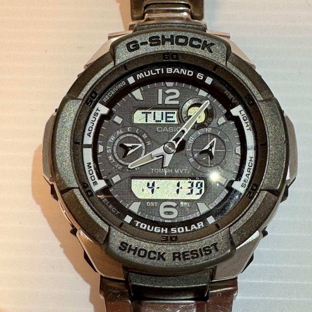 美品 G-SHOCK GW-3500D 電波ソーラー メタルバンド