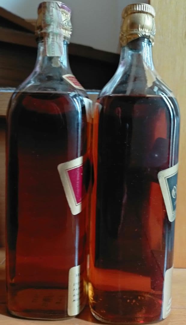 ジョニー・ウォーカー 1960年代 ブラック& レッドラベル 希少コルクキャップ