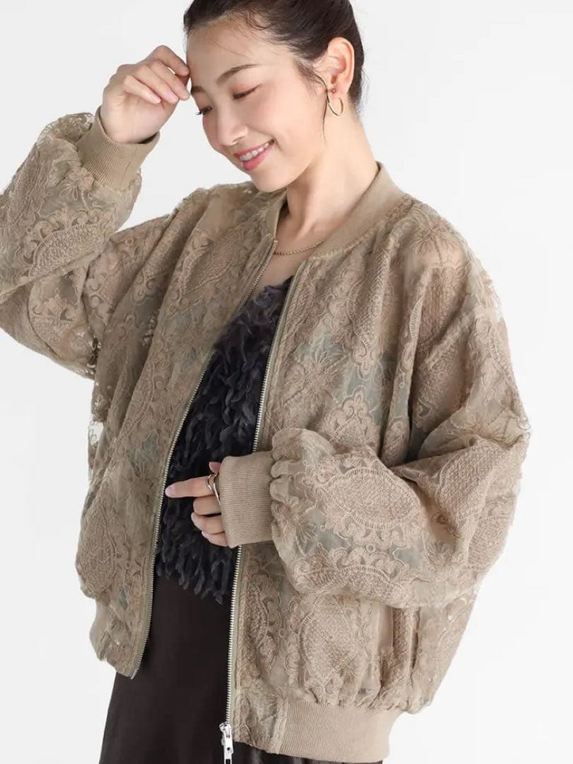 新品★ヤマダヤ　Vin ヴァン　ダブルジップチュールレースブルゾン　ベージュ