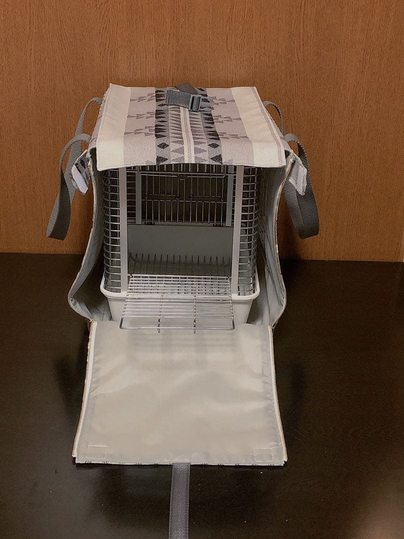 しゅんすけ様② 体調不良時の通院や災害避難用に便利な遮光キャリーバッグ