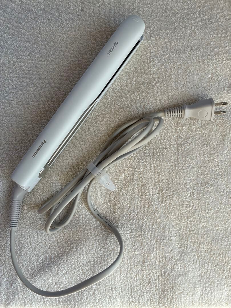 Panasonic ストレートアイロン　白　EH-HS0J