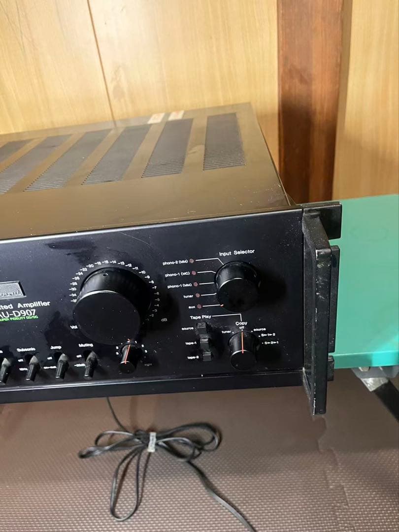 サンスイ　SANSUI AU-D907 プリメインアンプ