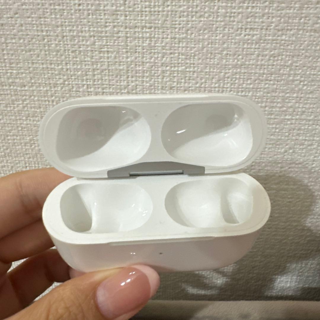 AirPods Pro2 （第2世代）右耳・充電ケース付き　左耳なし　正規品