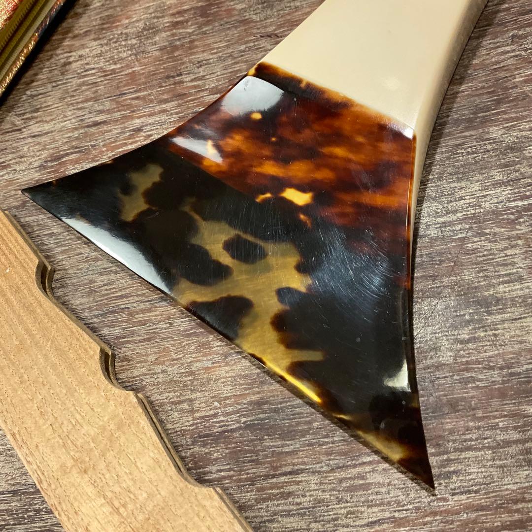 美品 三味線 鼈甲撥 白台 津軽撥 津軽三味線 ベッコウ バチ 高級品