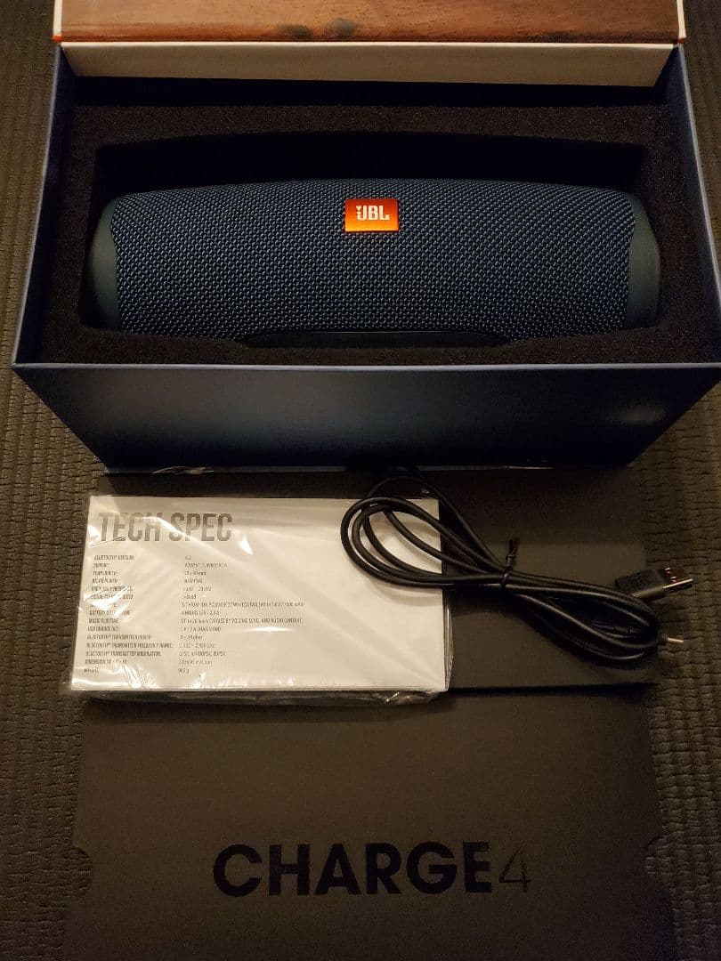 【動作確認済・美品】JBL charge4 高音質 重低音 ワイヤレススピーカー