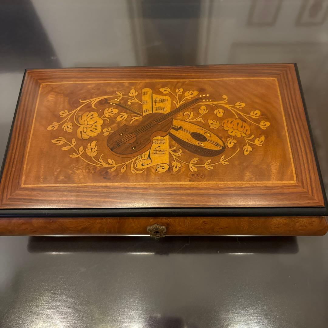 Gueissaz-Jaccard 木製オルゴール