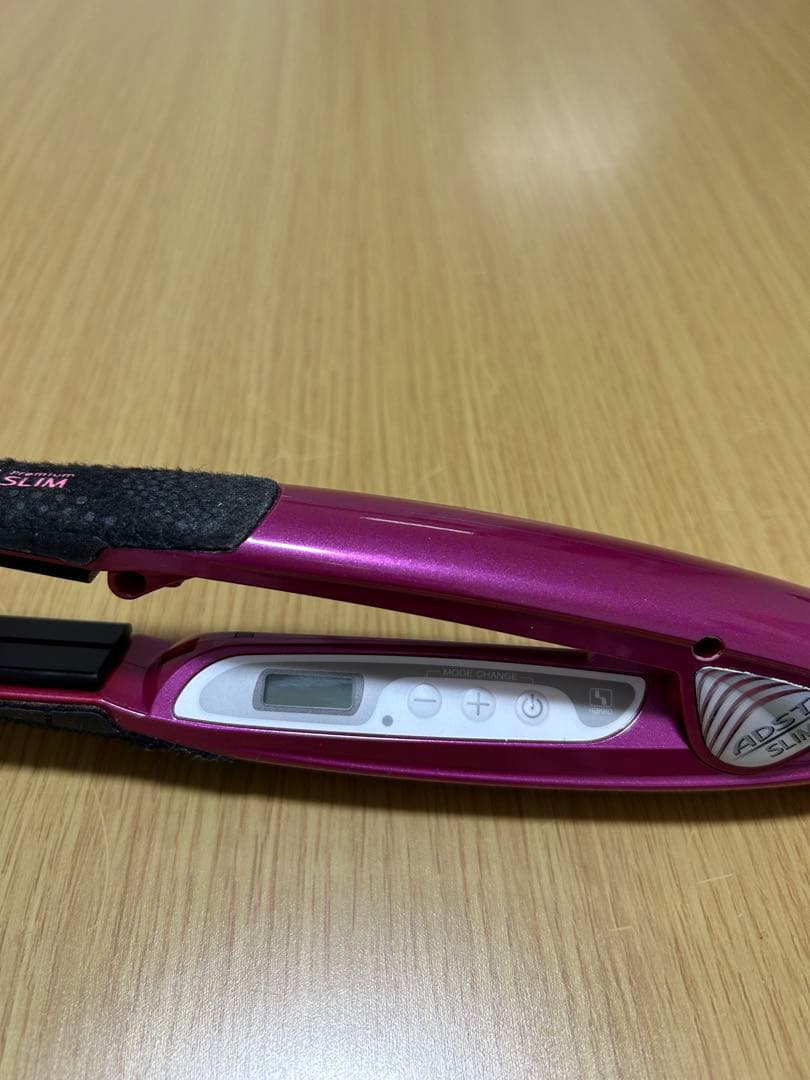 ADST DS Slim ストレートヘアアイロン