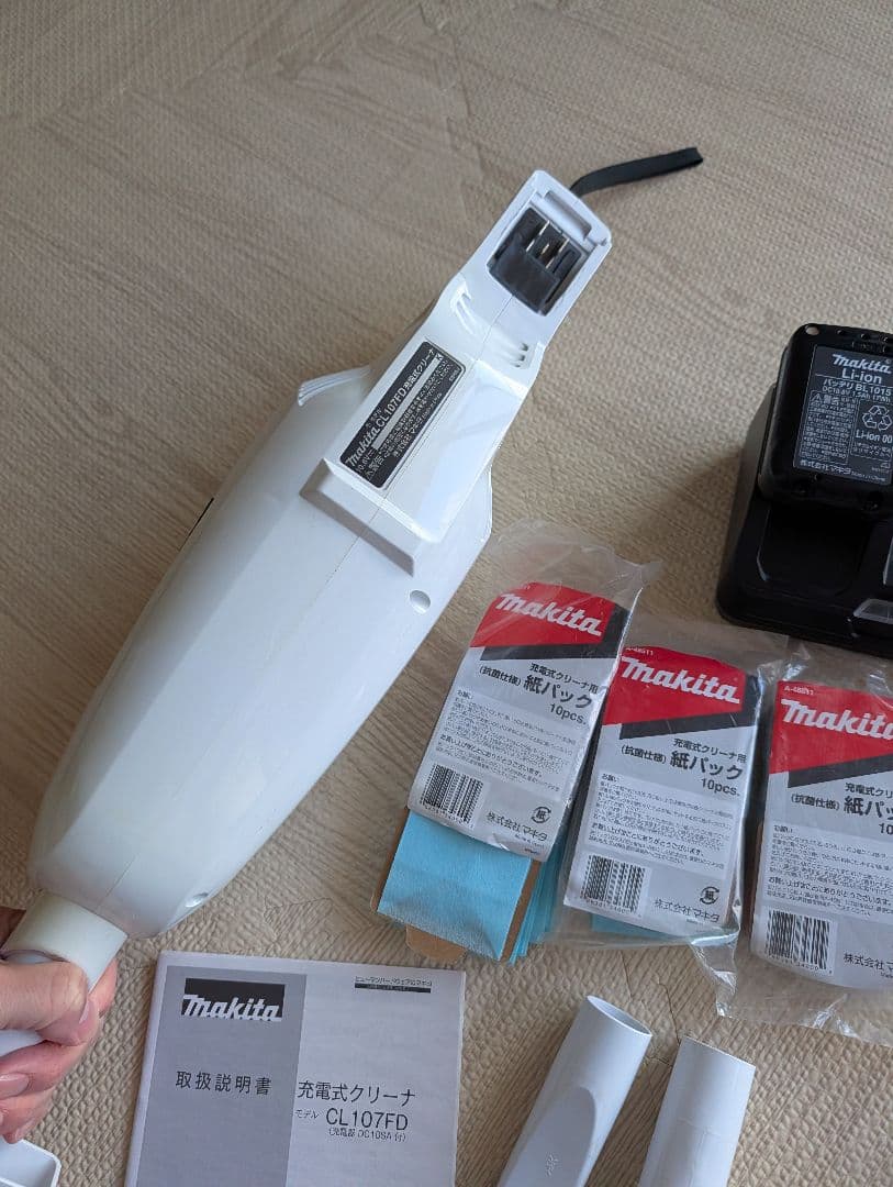 ★マキタ ＣＬ１０７ＦＤ★ スティッククリーナー ★専用紙バック30個付★