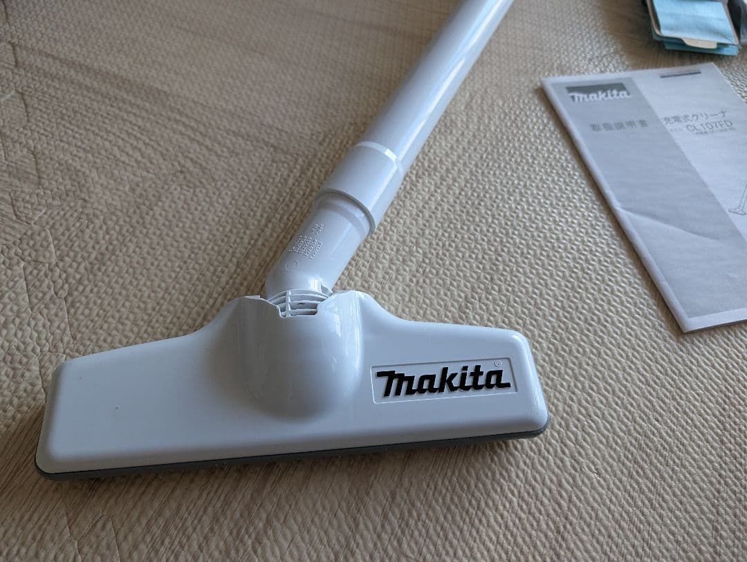 ★マキタ ＣＬ１０７ＦＤ★ スティッククリーナー ★専用紙バック30個付★