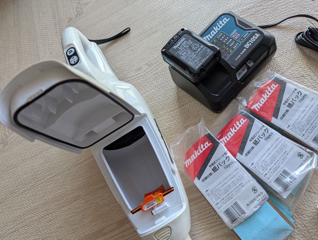 ★マキタ ＣＬ１０７ＦＤ★ スティッククリーナー ★専用紙バック30個付★