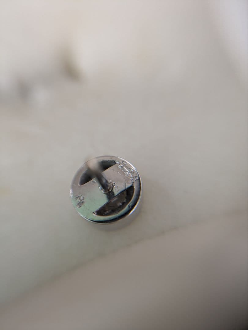 カフスピン プラチナ Pt刻印 ダイヤ 0.24ct ダイヤモンド