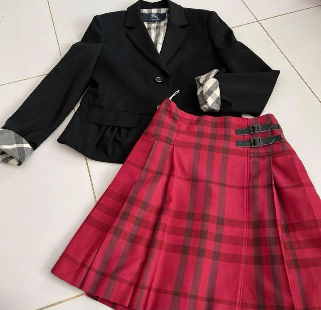 【美品】Burberryバーバリー160A スーツ　赤チェック　リボン付き