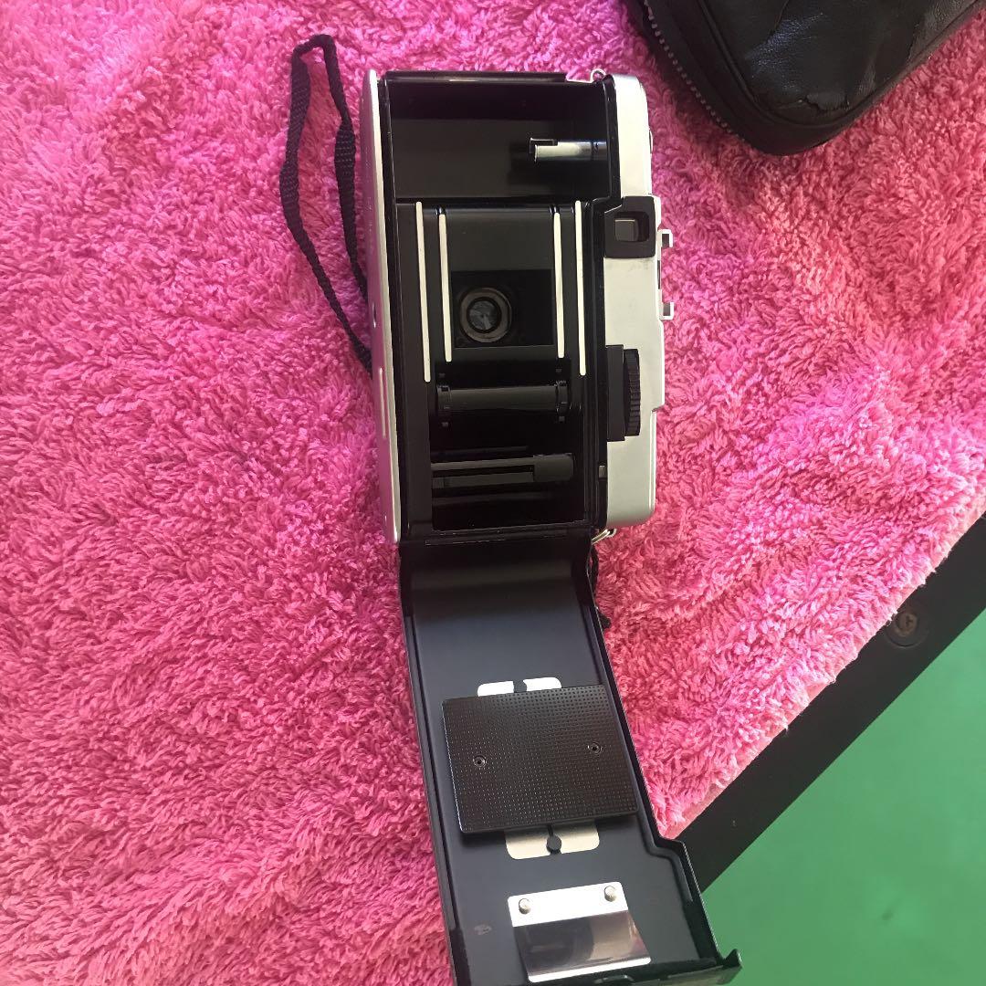 オリンパス ペン OLYMPUS PEN EE2　レンズキャップ付