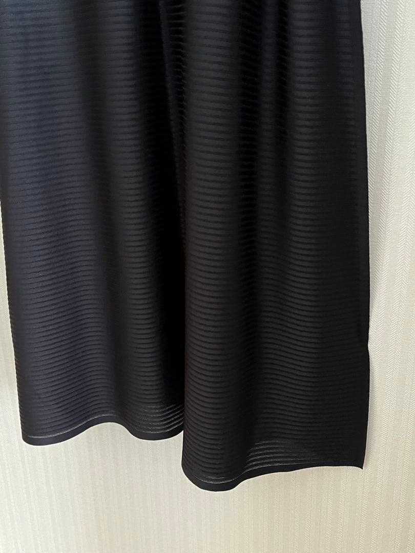 PLEATSPLEASE イッセイミヤケ　ロングチュニック　ブラック　フリー