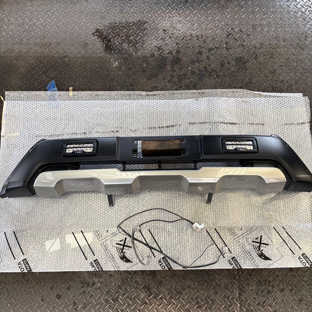 ハイエース　TRD バンパースポイラー