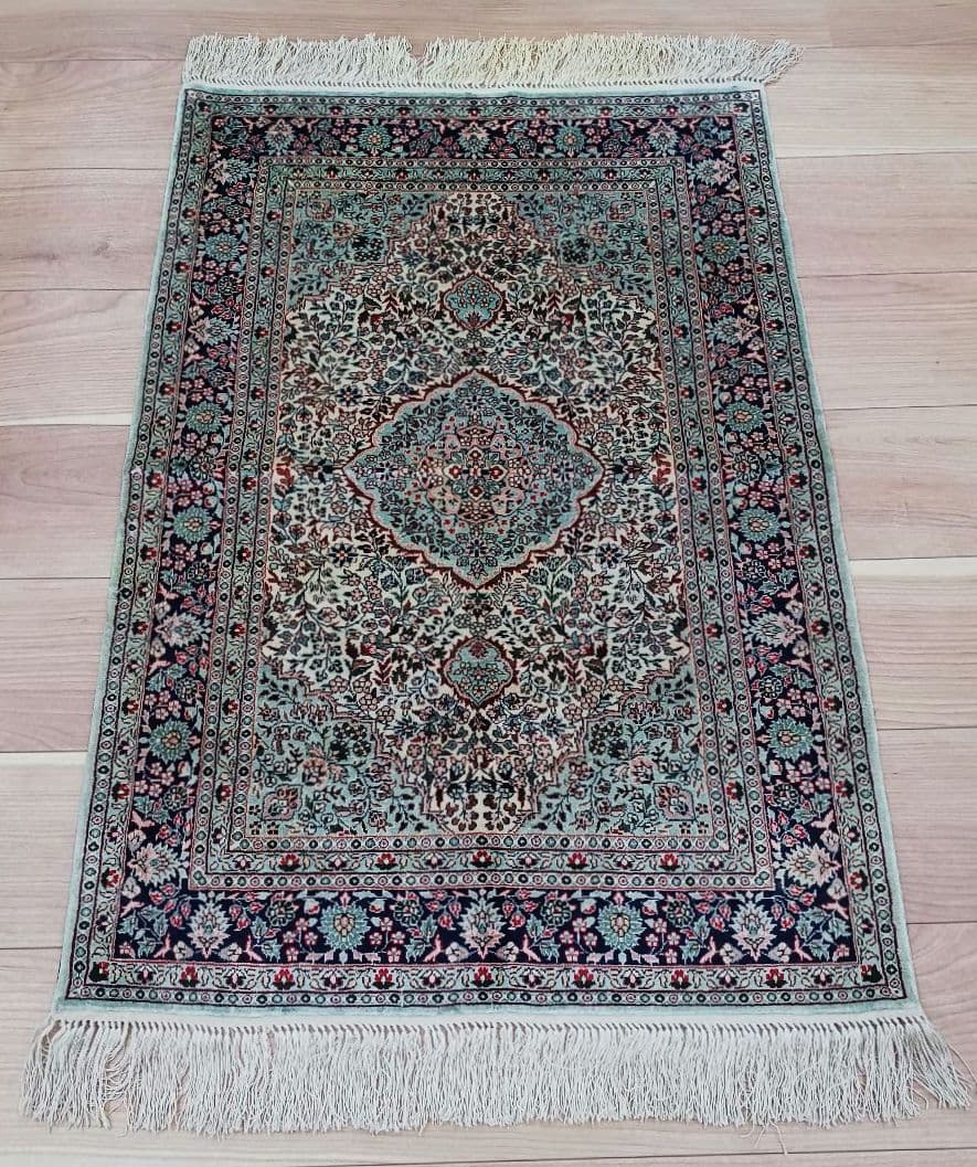 Y3103-2 トルコ製 トルコ絨毯 手織り シルク 91×61㎝ ラグ マット