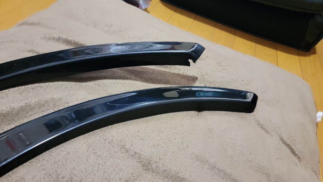 200ハイエース　CRS ESSEX リーガルフェンダー　209 補修用に