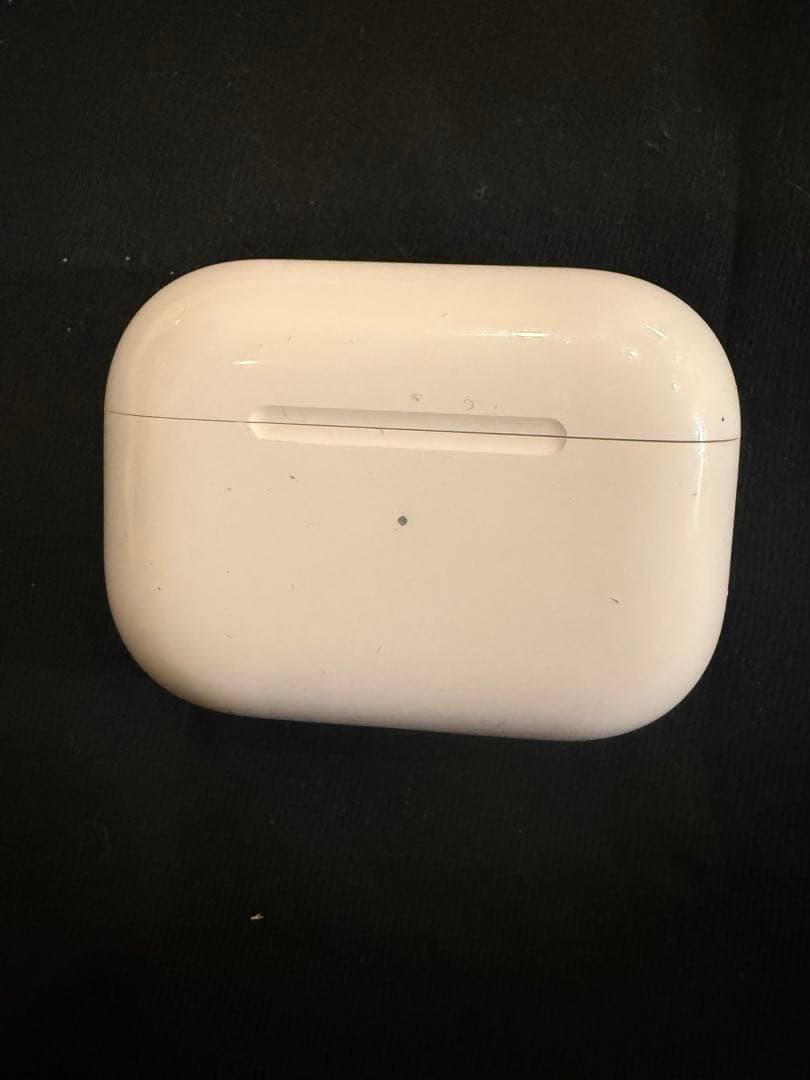 り*ん様 AirPods pro(第2世代)本体と充電ケースセット