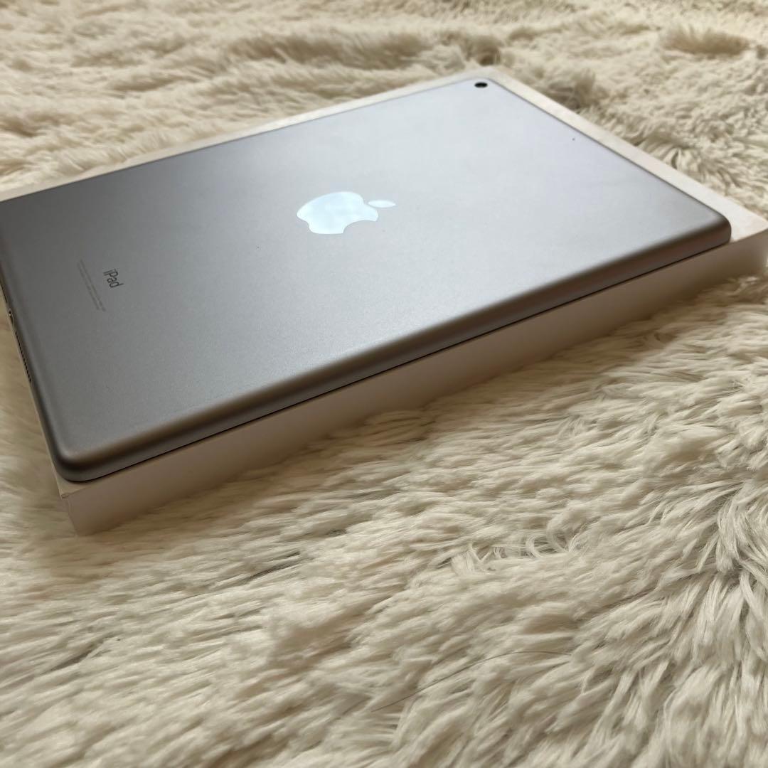 【早い者勝ち】iPad 第６世代 128GB 【すぐ発送】