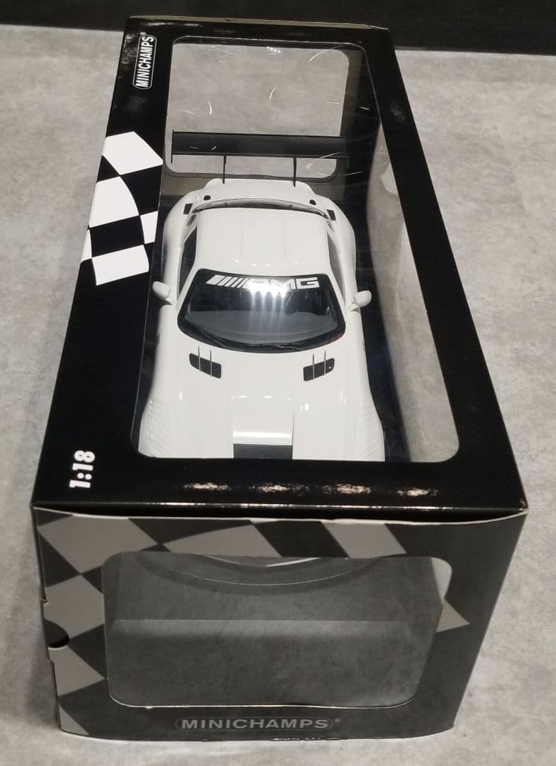 【レア美品】ミニチャンプス 1/18 メルセデスベンツ SLS AMG GT3