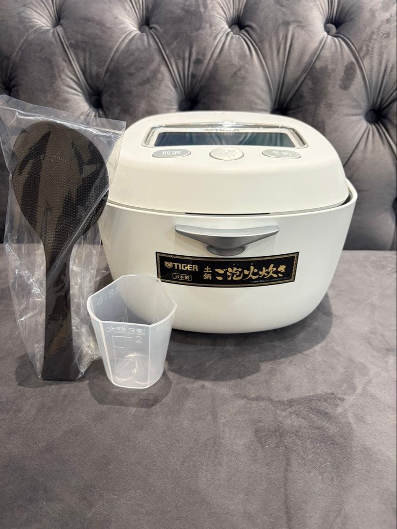 タイガー魔法瓶 土鍋ご泡火炊き JRX-G060アイボリー