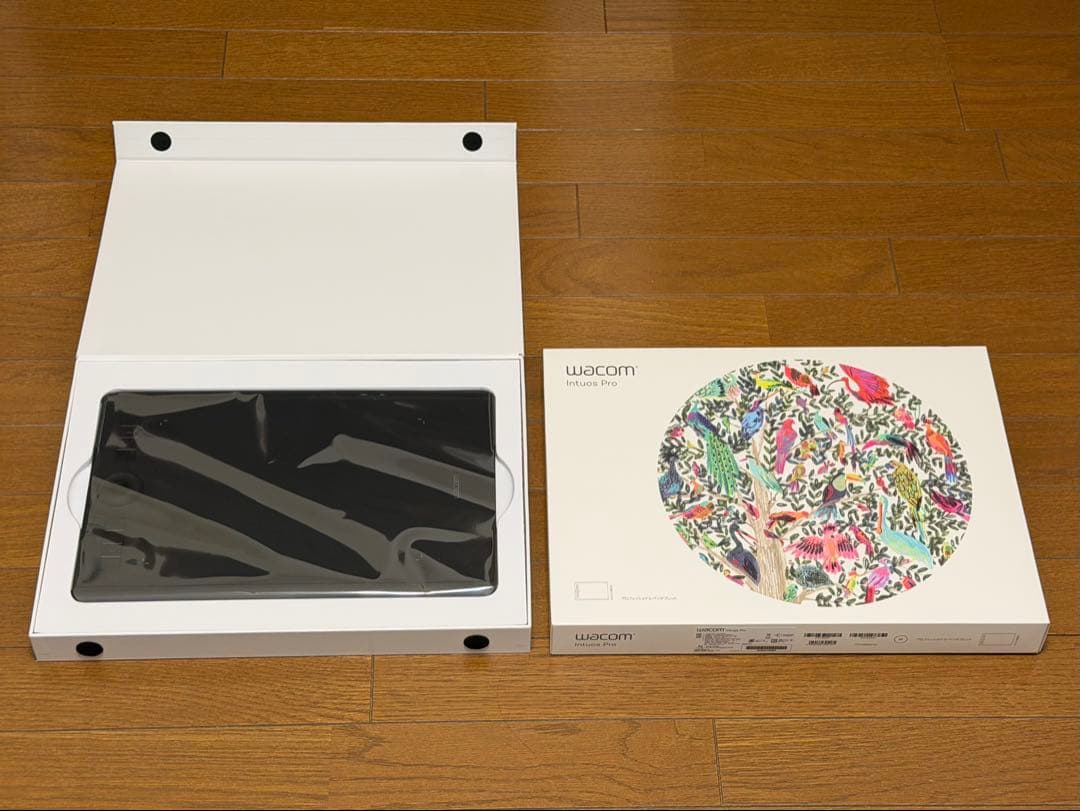 液タブ・ペンタブ wacom Intuos Pro M PTH-660