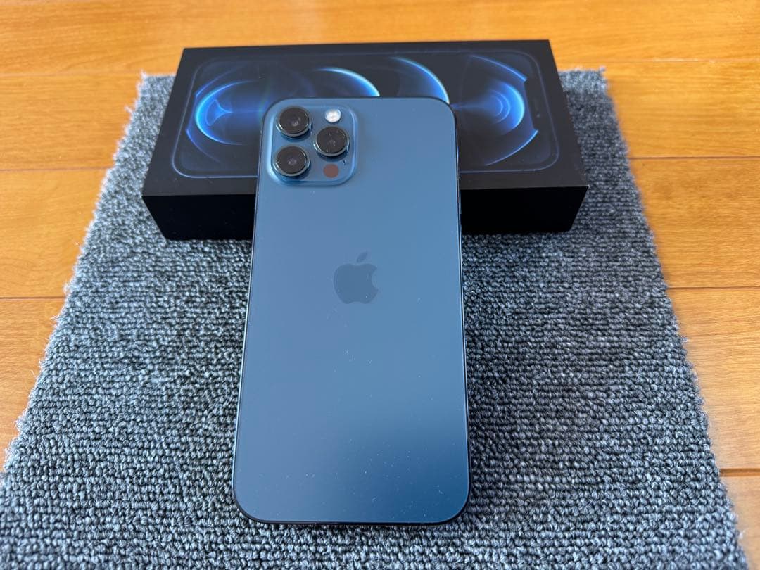 Apple iPhone 12 Pro 本体　256GB