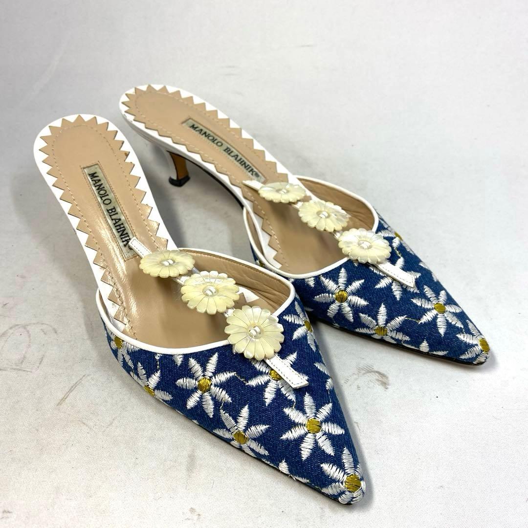 マノロブラニク　花柄　ミュール　サイズ表記「37 1/2」23.5センチ程度