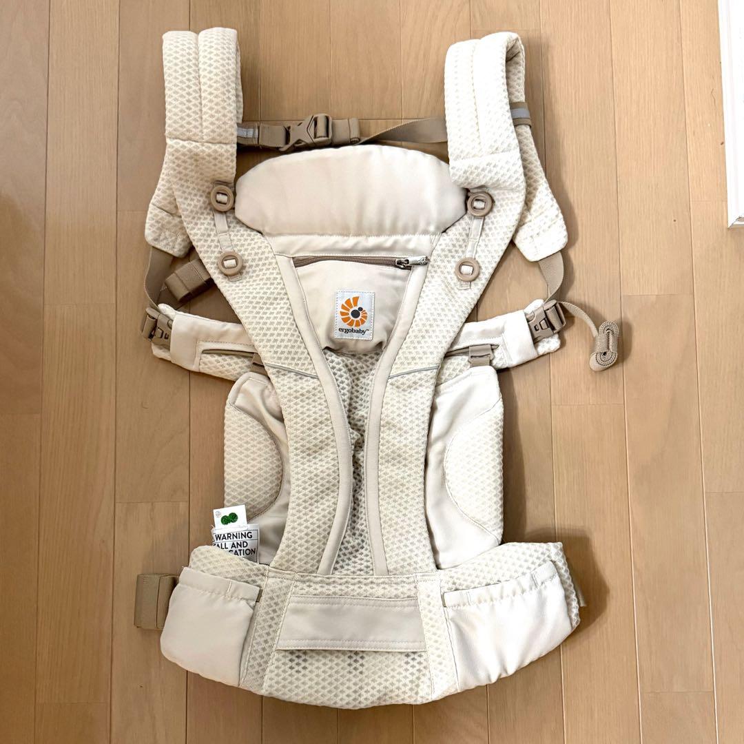 美品【エルゴベビー 】抱っこ紐　 オムニブリーズ　ナチュラルベージュ