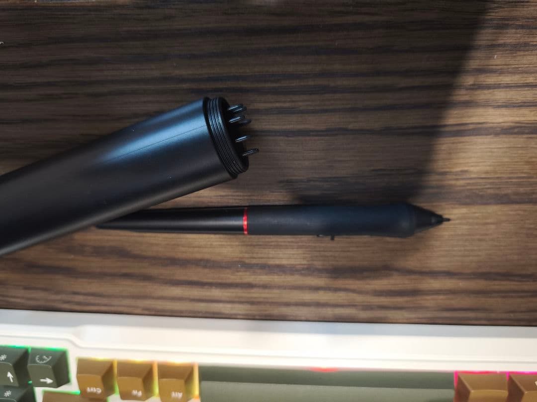 XPPen Artist 15.6 Pro 本体