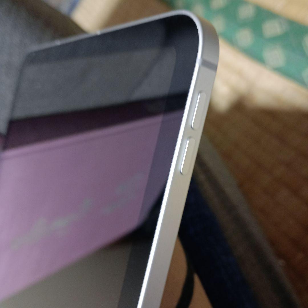 iPad (第9世代) スペースグレー 本体 ドコモ