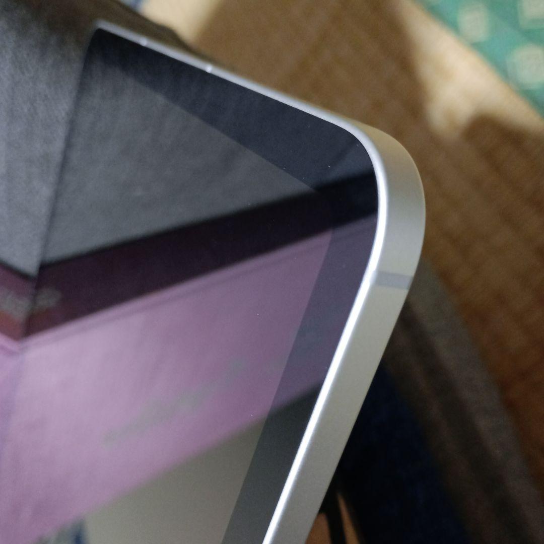 iPad (第9世代) スペースグレー 本体 ドコモ
