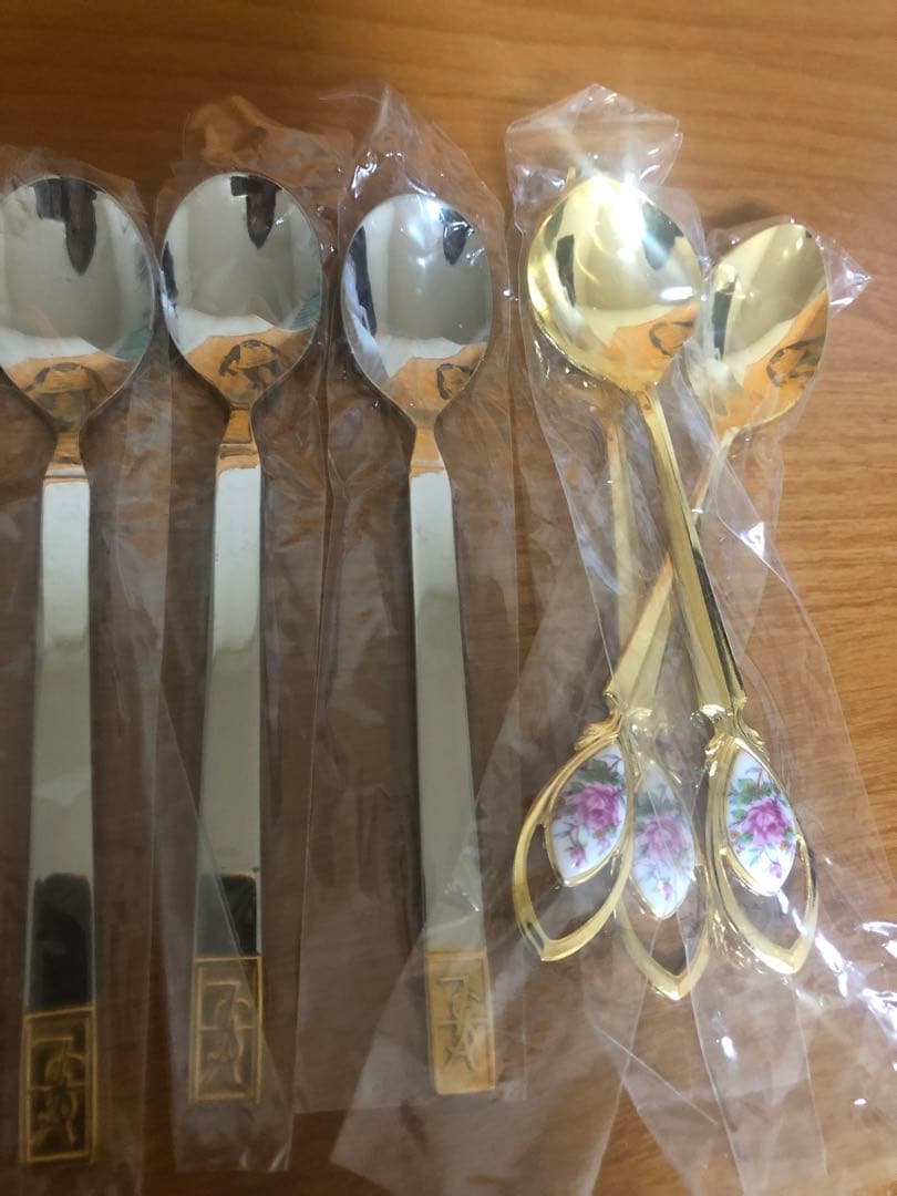 未使用 YVES SAINT LAURENTイブサンローラン スプーン5本セット